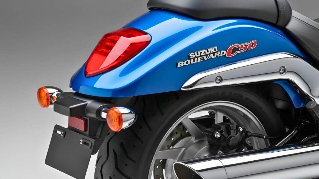 Suzuki Boulevard C50 2026: diseño clásico con tecnología moderna